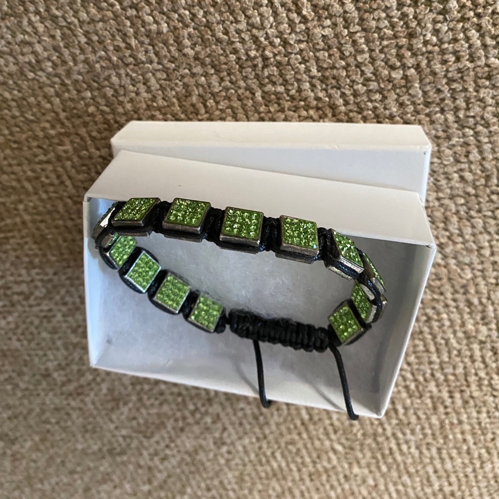 Bracelet